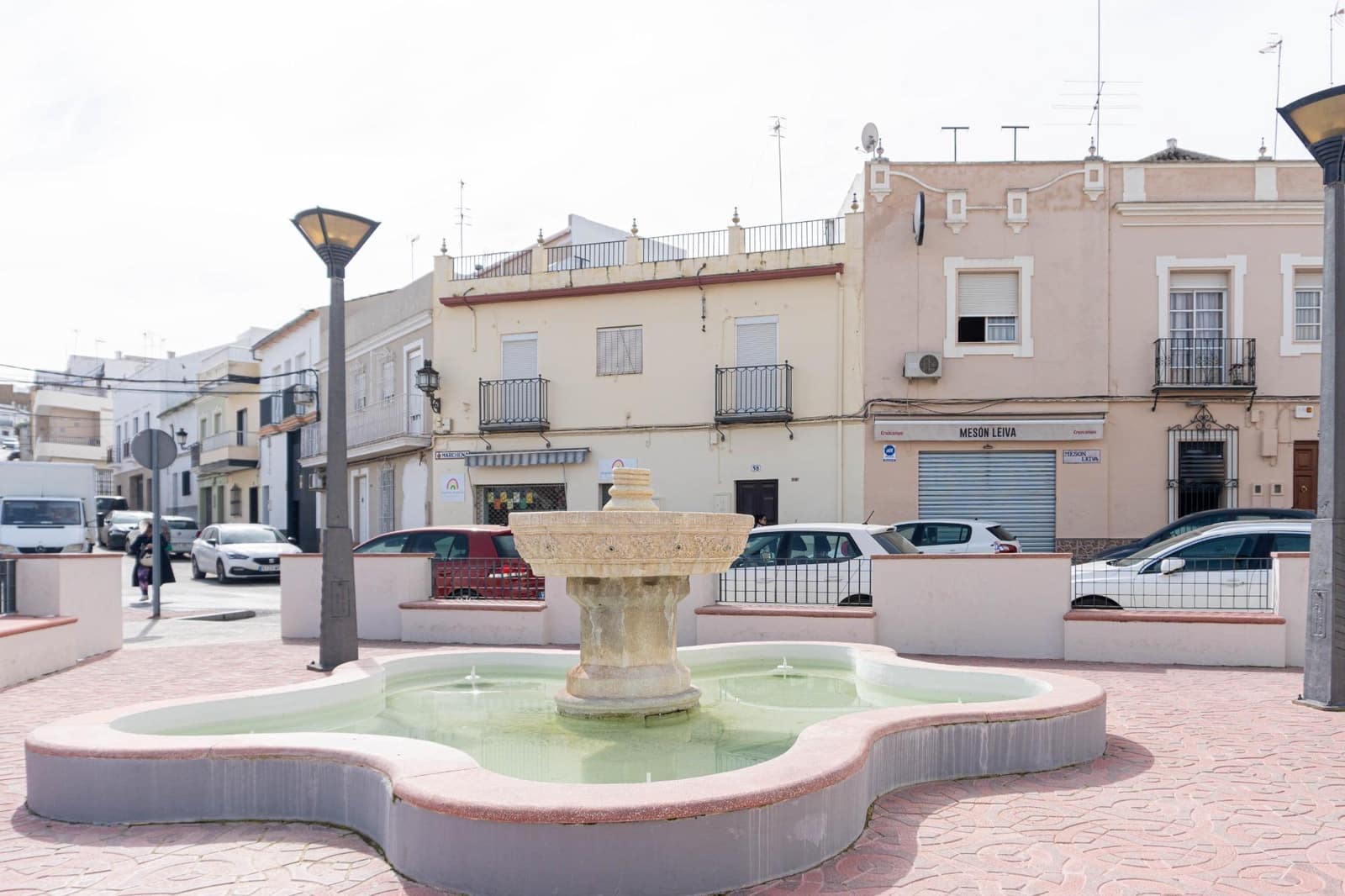 4 bedroom Townhouse for sale in Moron de la Frontera with garage - € 139,900 (Ref: 9715202)