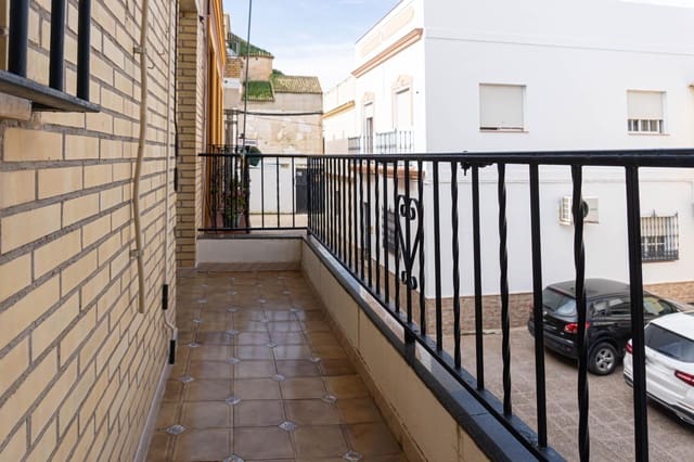 4 sovrum Hus till salu i Morón de la Frontera med garage - 139 900 € (Ref: 9715202)