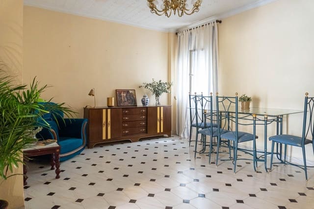 Casa de 4 habitaciones en Morón de la Frontera en venta con garaje - 129.900 € (Ref: 9715202)