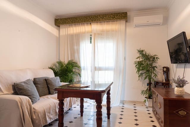 Casa de 4 habitaciones en Morón de la Frontera en venta con garaje - 129.900 € (Ref: 9715202)