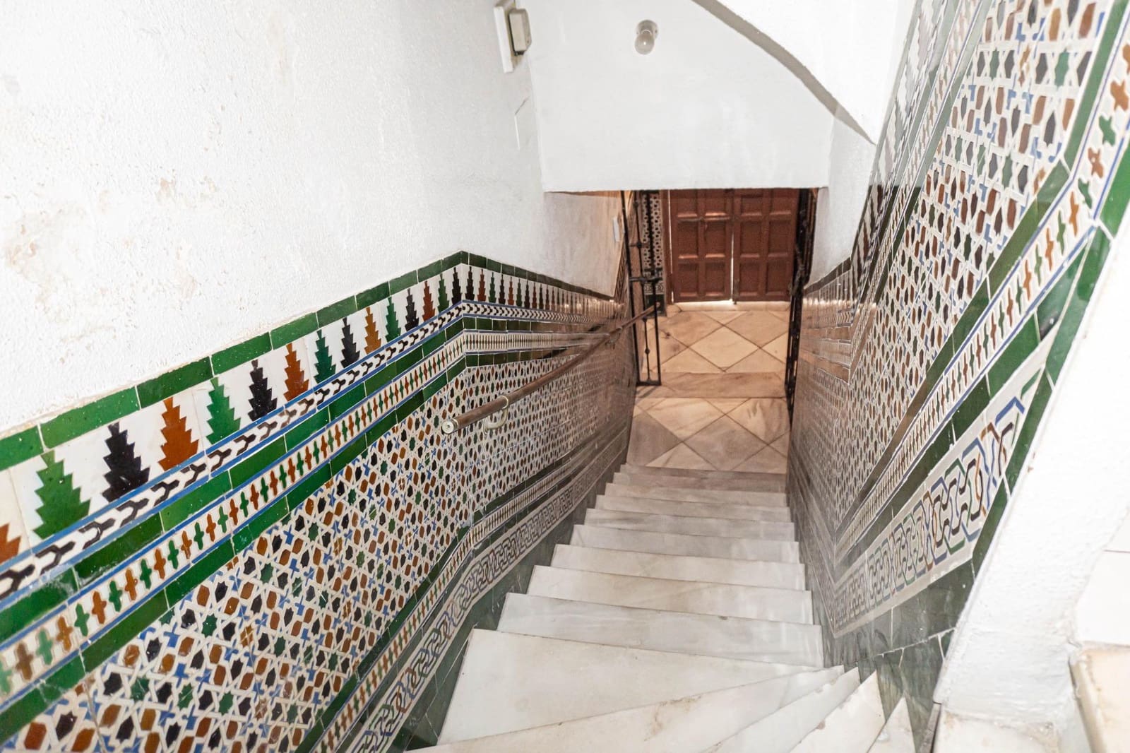 4 bedroom Commercial for sale in Seville city - € 659,000 (Ref: 9715203)