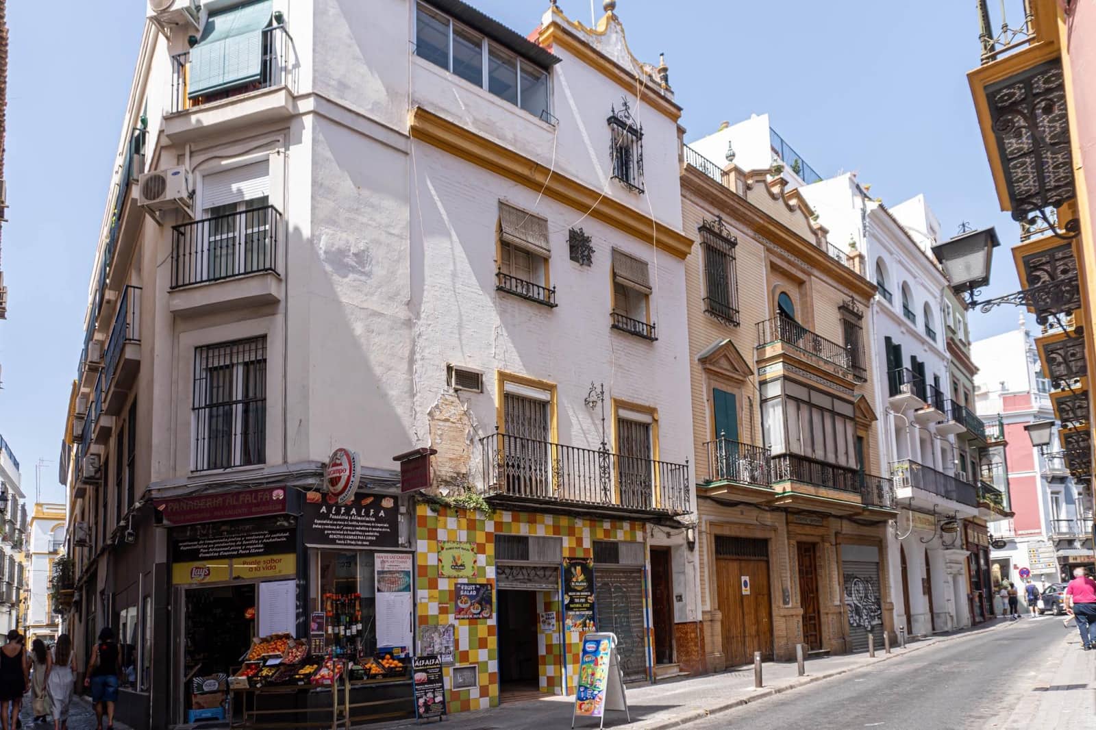 4 bedroom Commercial for sale in Seville city - € 659,000 (Ref: 9715203)
