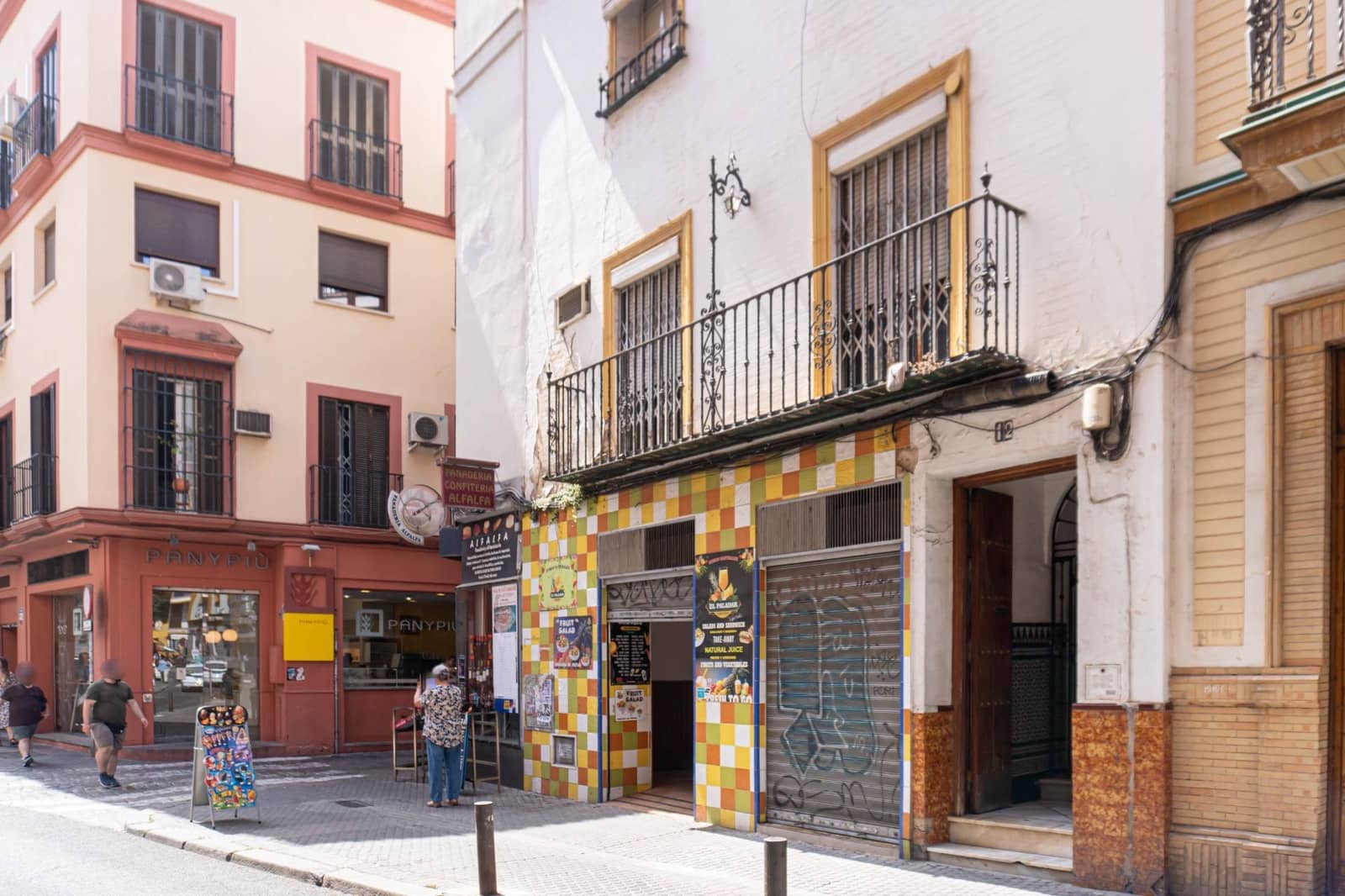 4 bedroom Commercial for sale in Seville city - € 659,000 (Ref: 9715203)