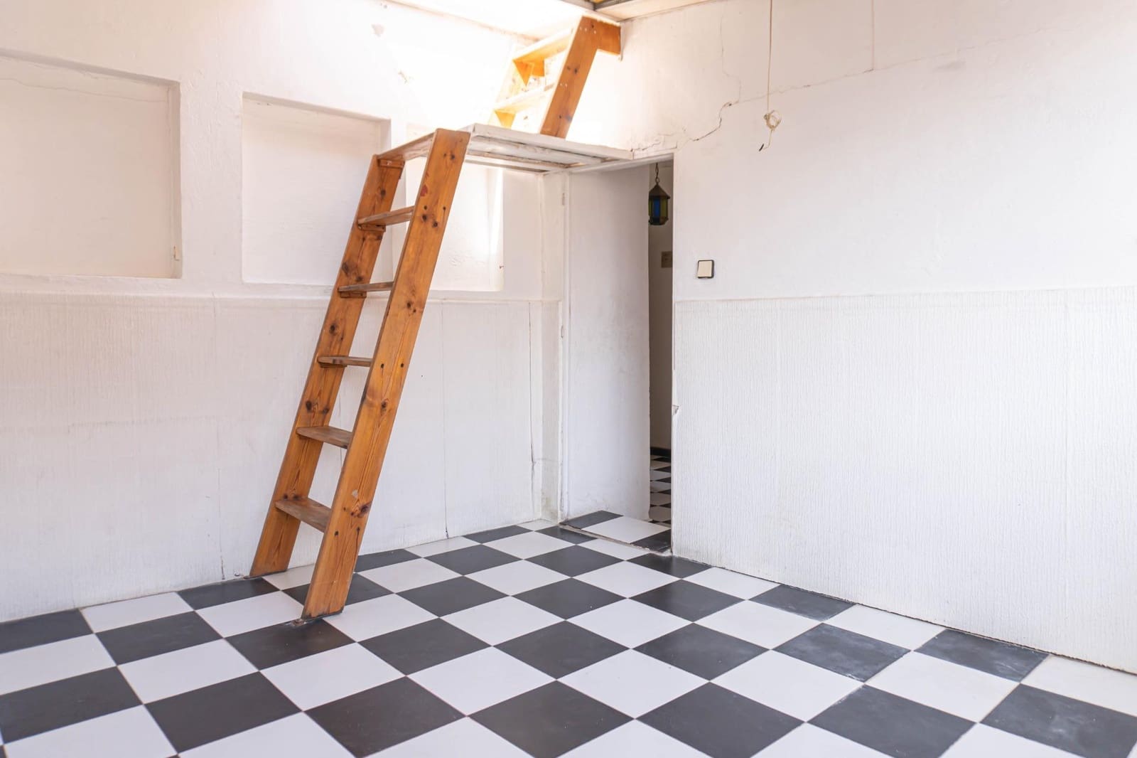 4 bedroom Commercial for sale in Seville city - € 659,000 (Ref: 9715203)