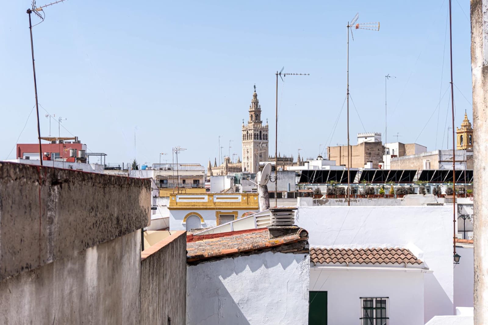 4 bedroom Commercial for sale in Seville city - € 659,000 (Ref: 9715203)