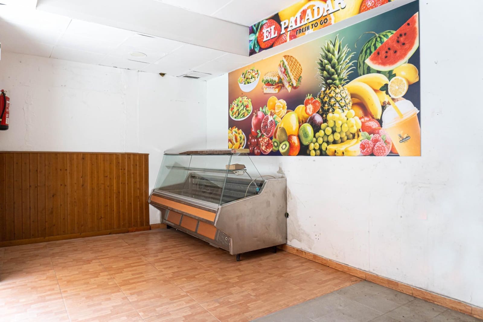 4 bedroom Commercial for sale in Seville city - € 659,000 (Ref: 9715203)