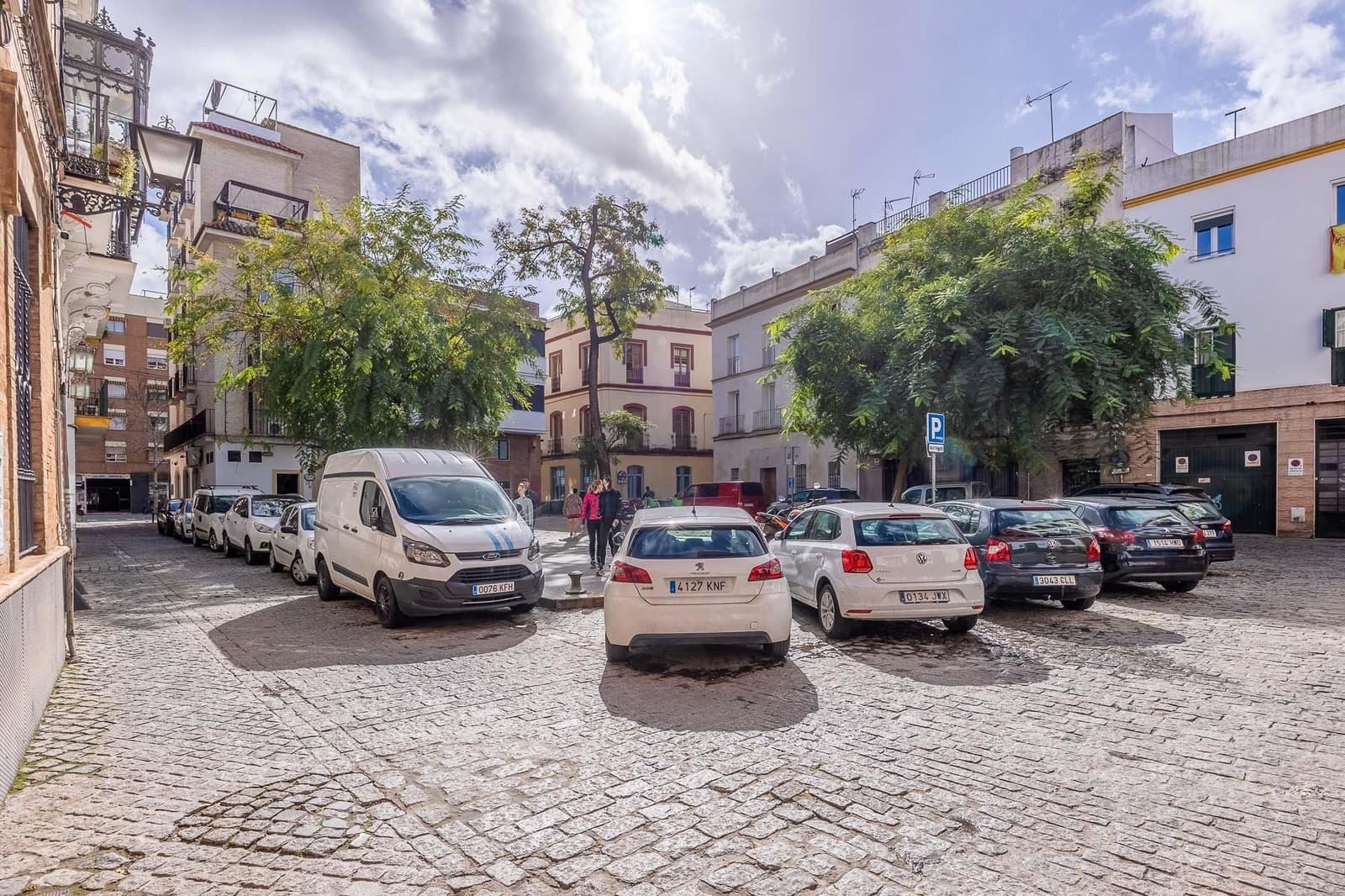 6 bedroom Townhouse for sale in Seville city - € 1,600,000 (Ref: 9715204)