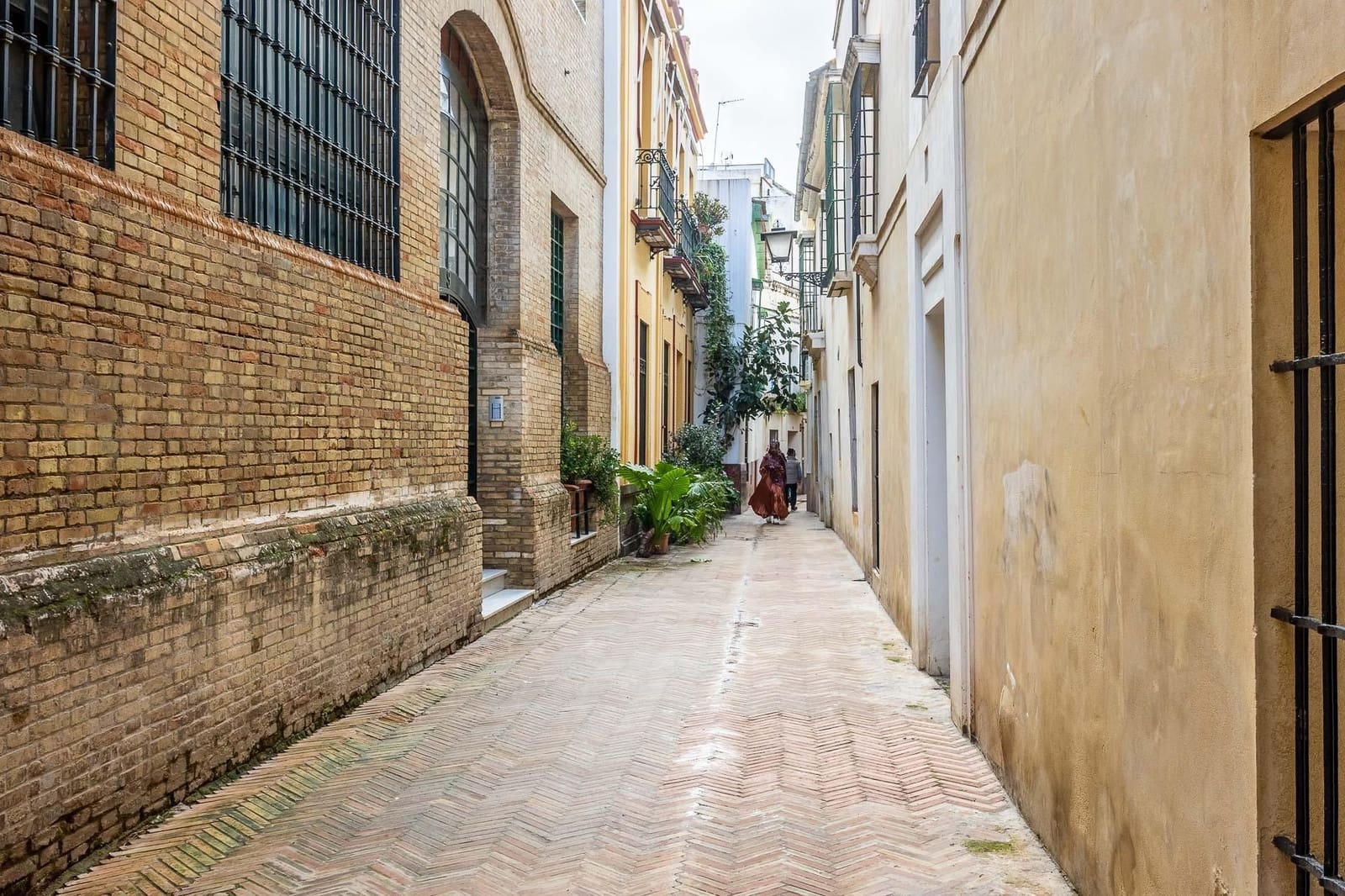 6 bedroom Townhouse for sale in Seville city - € 1,600,000 (Ref: 9715204)