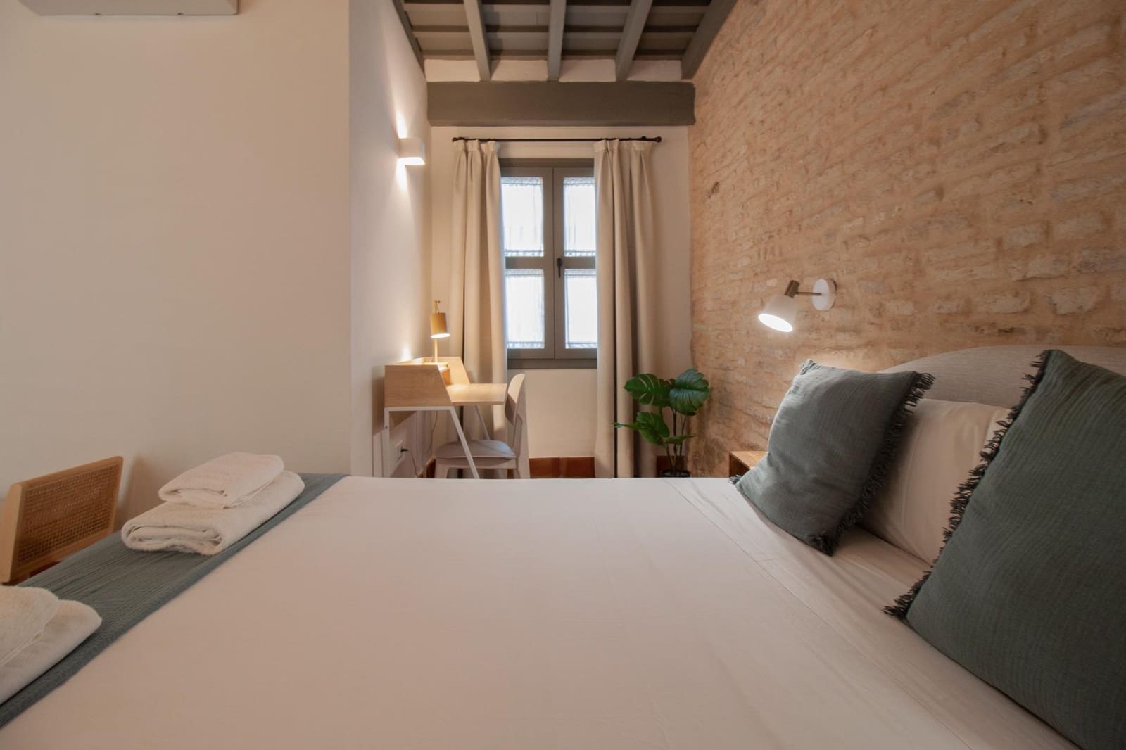 6 soveværelse Byhus til salg i Sevilla by - € 1.600.000 (Ref: 9715204)