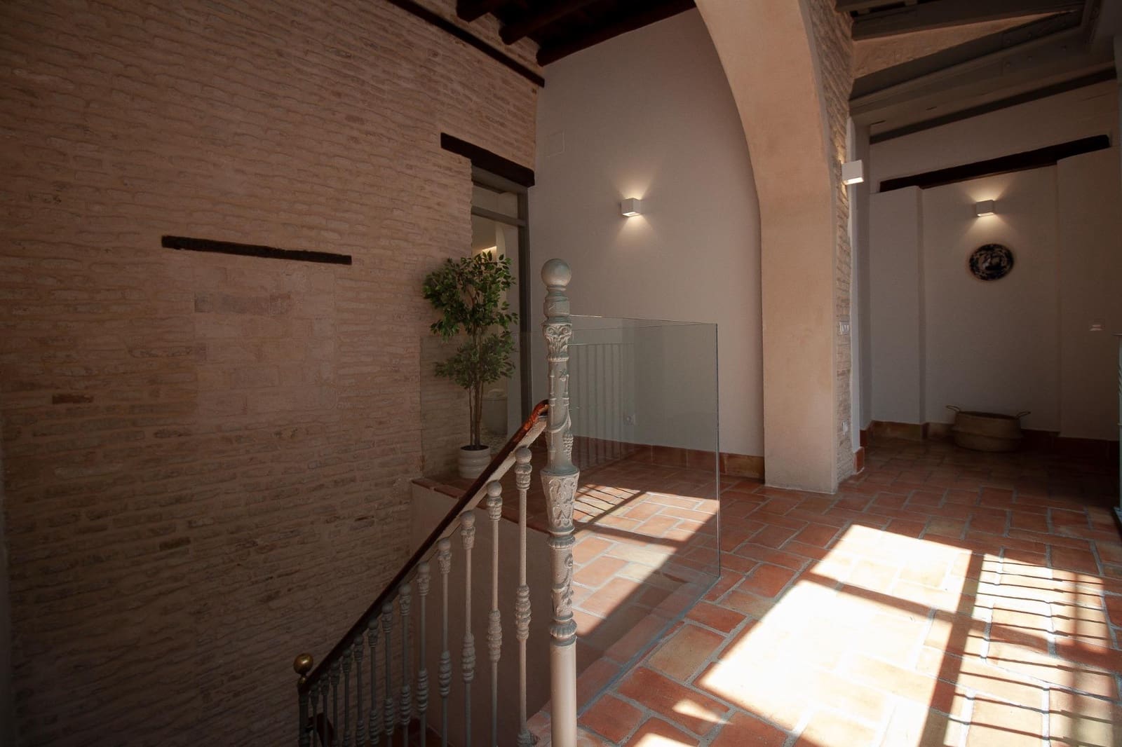 6 soveværelse Byhus til salg i Sevilla by - € 1.600.000 (Ref: 9715204)