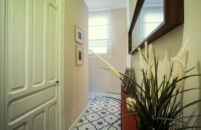 2 soverom Leilighet til salgs i Sevilla by - € 295 000 (Ref: 9721665)