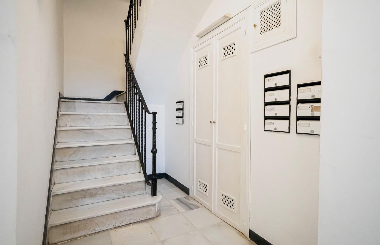 2 bedroom Flat for sale in Seville city - € 280,000 (Ref: 9721665)