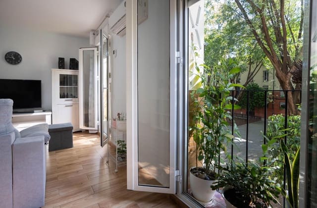 2 slaapkamer Flat te koop in Sevilla stad - € 159.000 (Ref: 9735564)