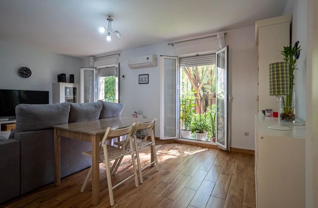 2 soveværelse Lejlighed til salg i Sevilla by - € 159.000 (Ref: 9735564)