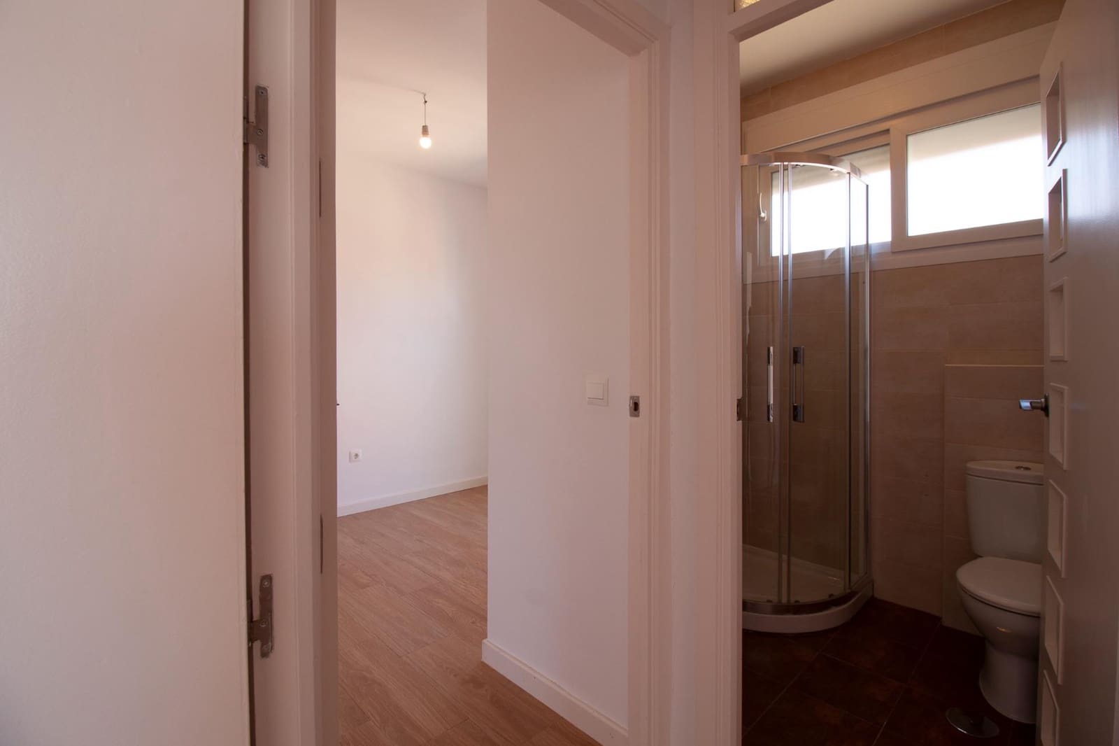 3 makuuhuone Asunto vuokrattavana paikassa Sevilla kaupunki - 1 900 € (Ref: 9747881)