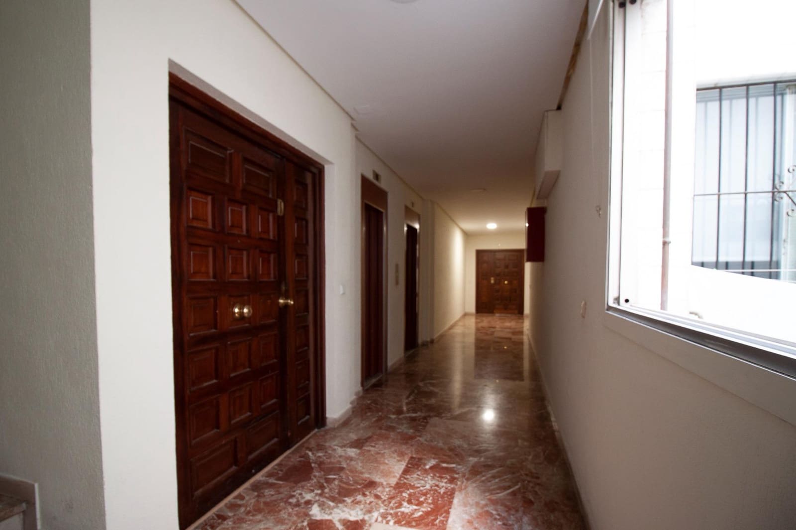 3 makuuhuone Asunto vuokrattavana paikassa Sevilla kaupunki - 1 900 € (Ref: 9747881)