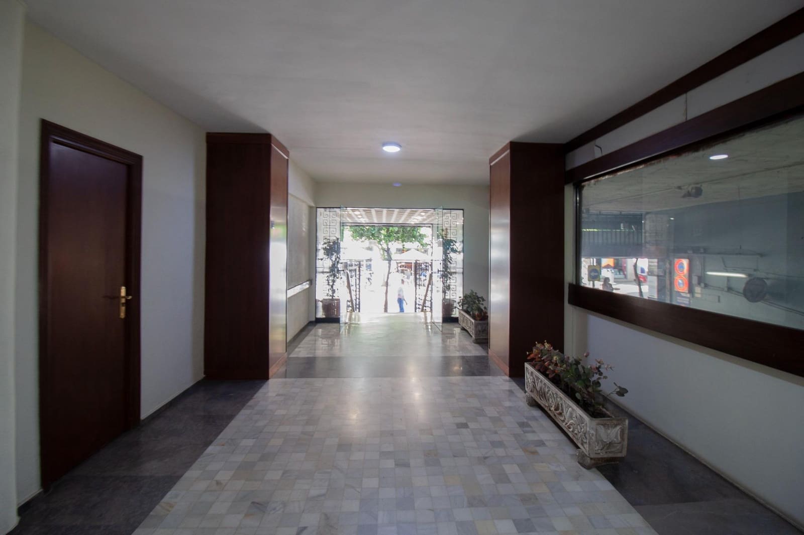 3 makuuhuone Asunto vuokrattavana paikassa Sevilla kaupunki - 1 900 € (Ref: 9747881)