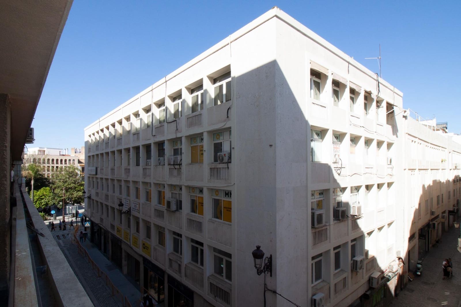 3 makuuhuone Asunto vuokrattavana paikassa Sevilla kaupunki - 1 900 € (Ref: 9747881)