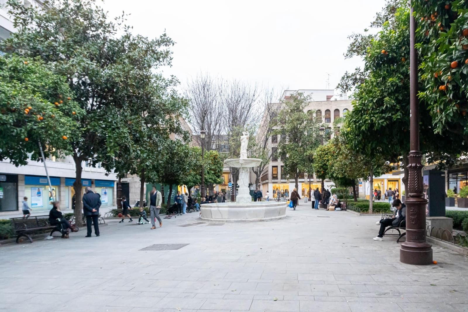 3 makuuhuone Asunto vuokrattavana paikassa Sevilla kaupunki - 1 900 € (Ref: 9747881)