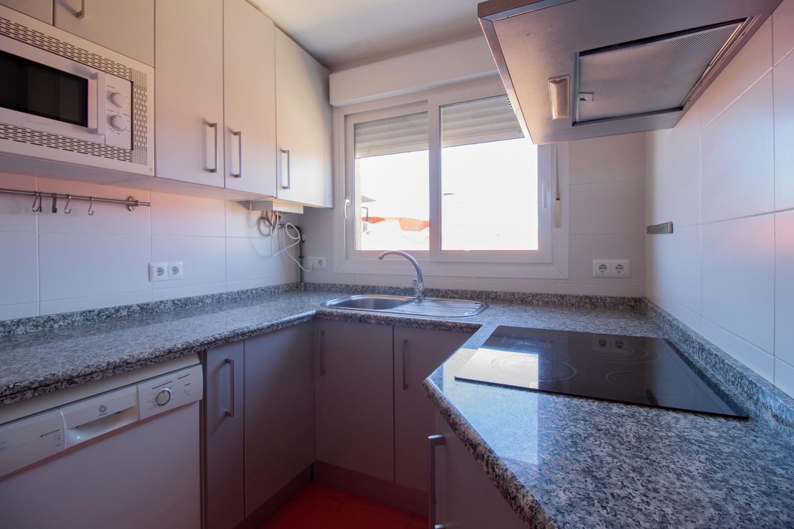 3 makuuhuone Asunto vuokrattavana paikassa Sevilla kaupunki - 1 800 € (Ref: 9747881)