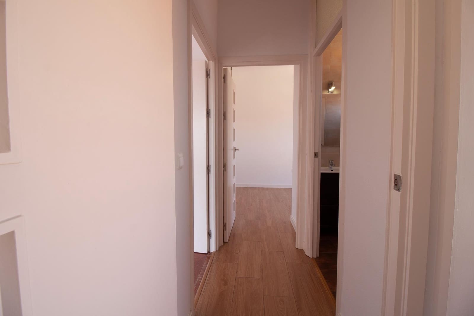 3 makuuhuone Asunto vuokrattavana paikassa Sevilla kaupunki - 1 800 € (Ref: 9747881)