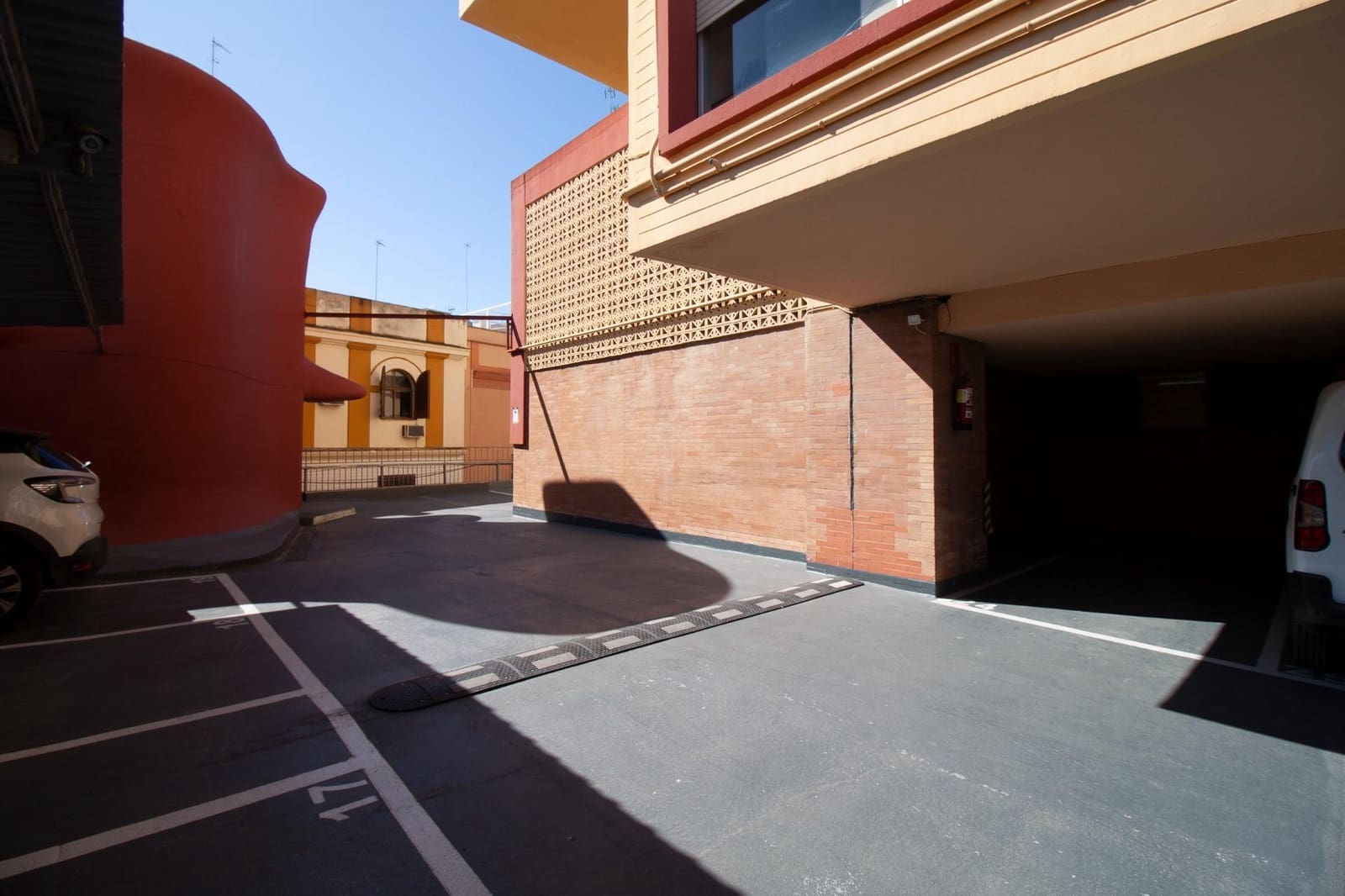 3 makuuhuone Asunto vuokrattavana paikassa Sevilla kaupunki - 1 800 € (Ref: 9747881)