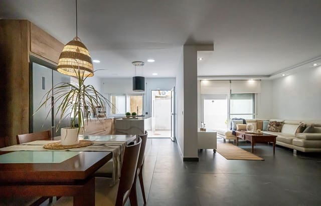 4 soveværelse Rækkehus til salg i Olivares - € 240.000 (Ref: 9778088)