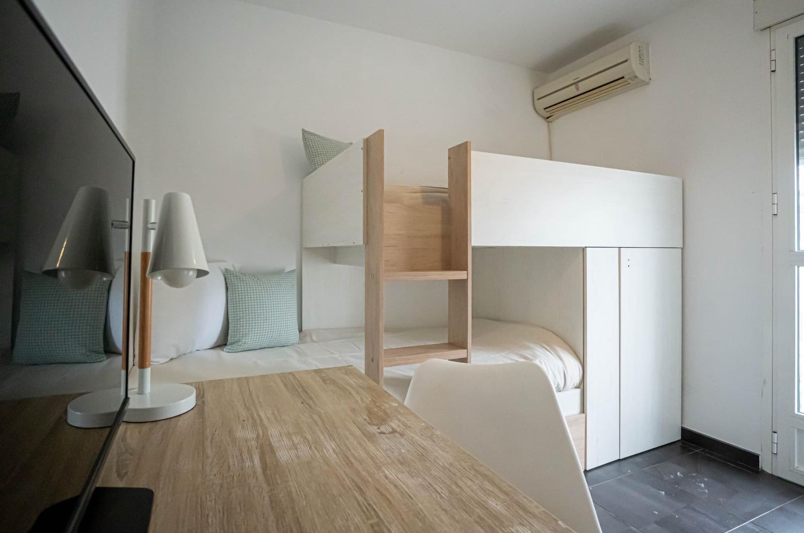 4 bedroom Terraced Villa for sale in Olivares - € 240,000 (Ref: 9778088)