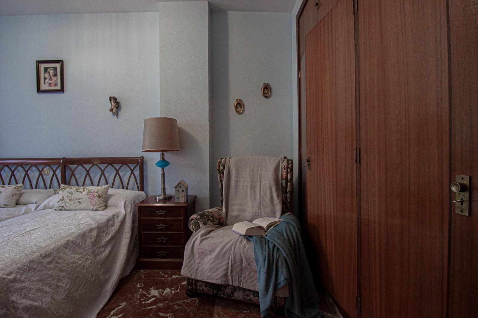 5 bedroom Flat for sale in Seville city with pool garage - € 365,000 (Ref: 9783113)