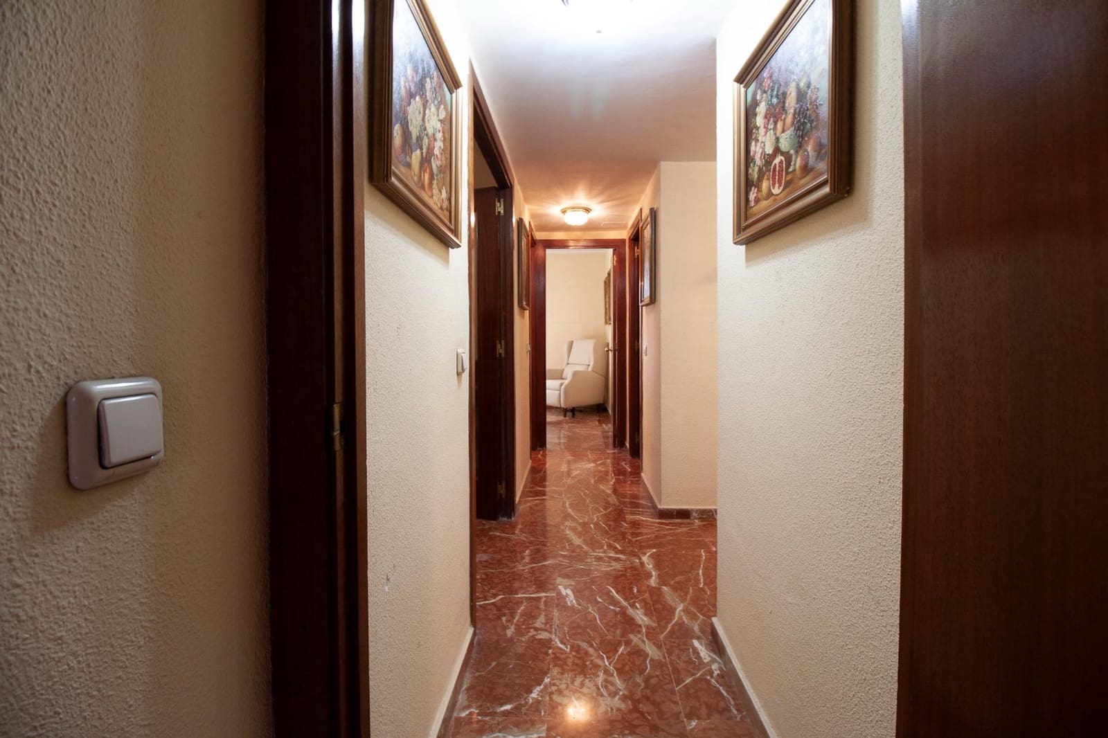5 soveværelse Lejlighed til salg i Sevilla by med swimmingpool garage - € 365.000 (Ref: 9783113)