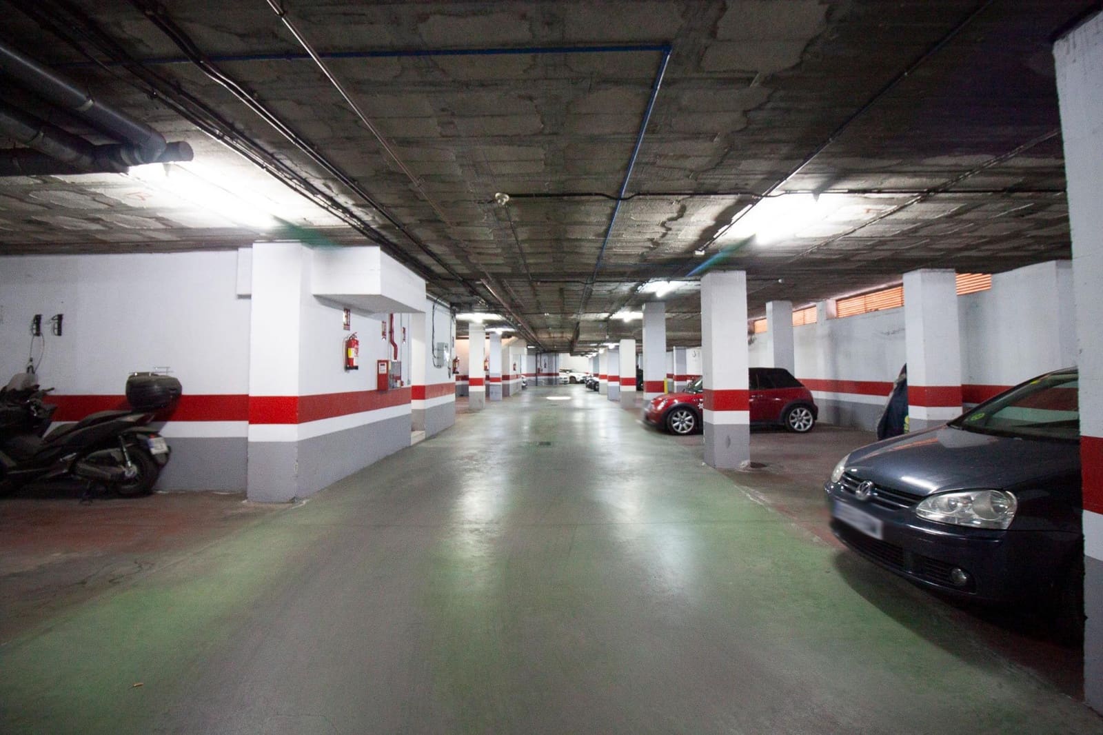 5 soveværelse Lejlighed til salg i Sevilla by med swimmingpool garage - € 365.000 (Ref: 9783113)