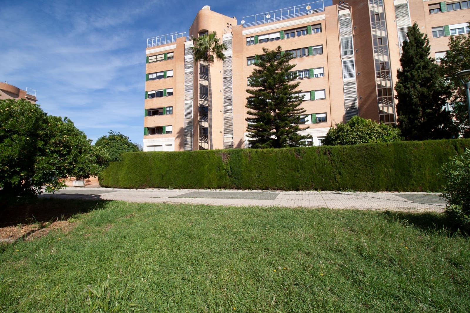 5 soveværelse Lejlighed til salg i Sevilla by med swimmingpool garage - € 365.000 (Ref: 9783113)