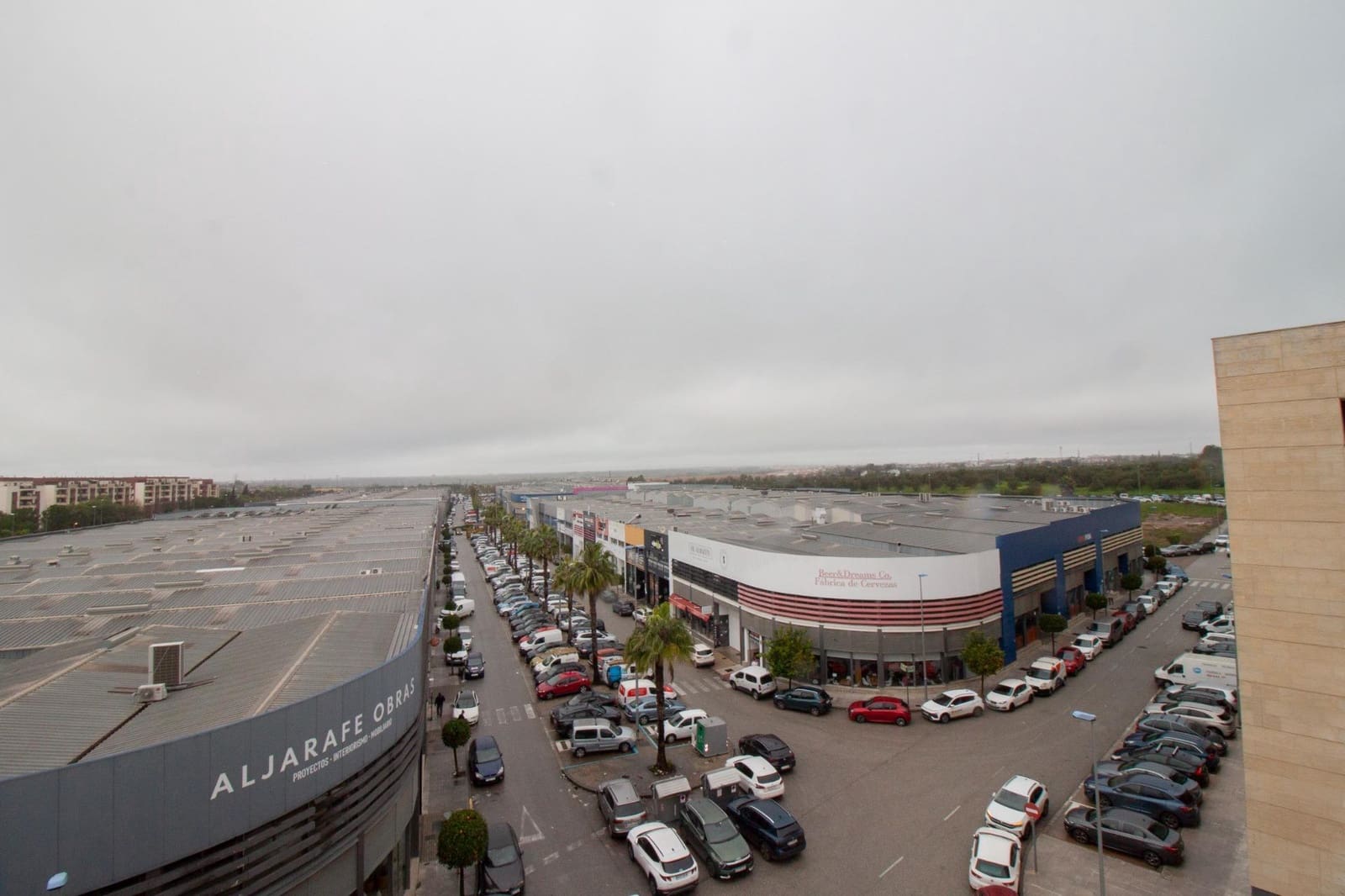 2 sovrum Kontor att hyra i Mairena del Aljarafe med garage - 399 € (Ref: 9791013)