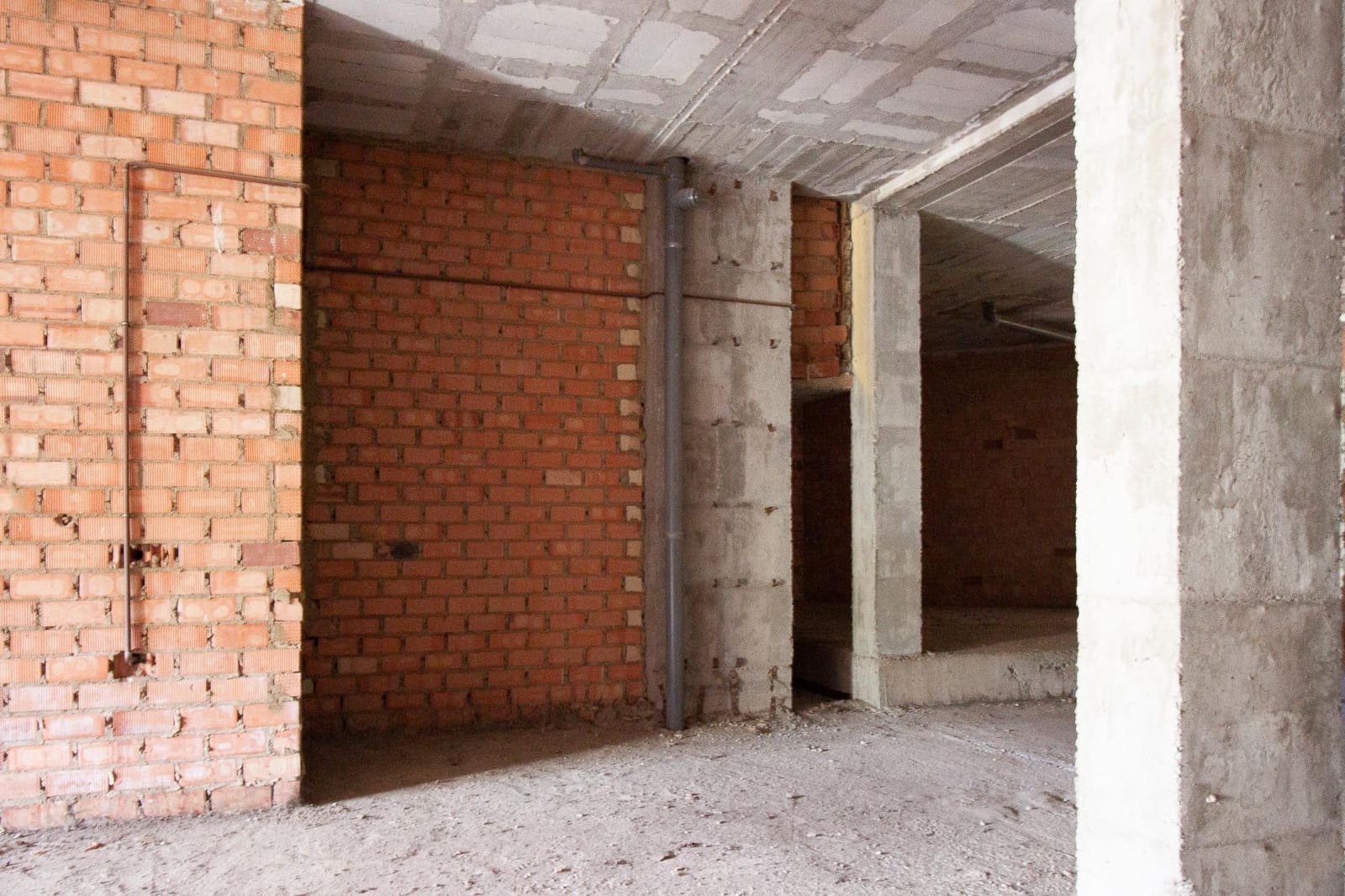 Commercial for sale in Seville city - € 285,000 (Ref: 9818184)