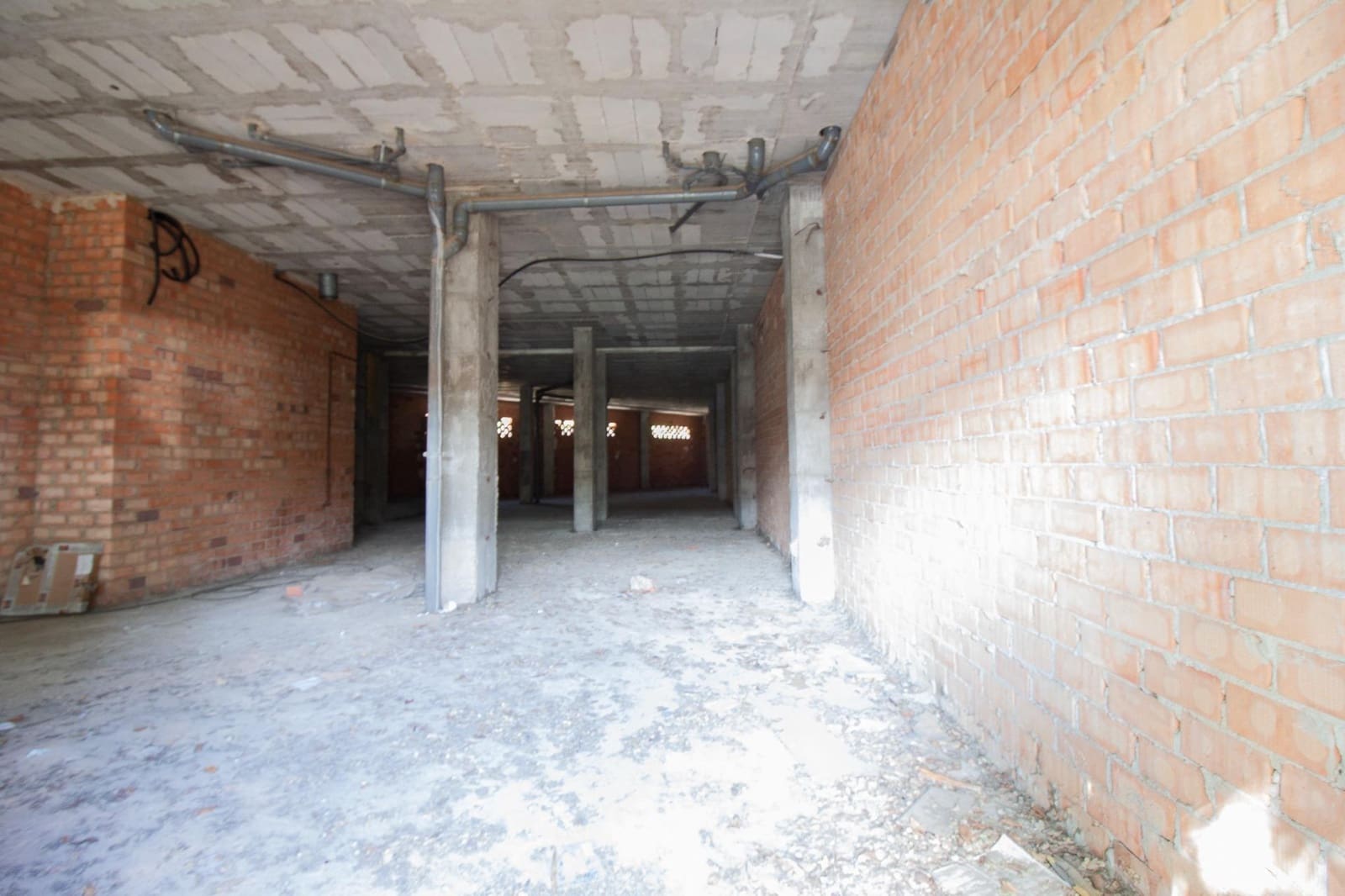 Commercial for sale in Seville city - € 285,000 (Ref: 9818184)