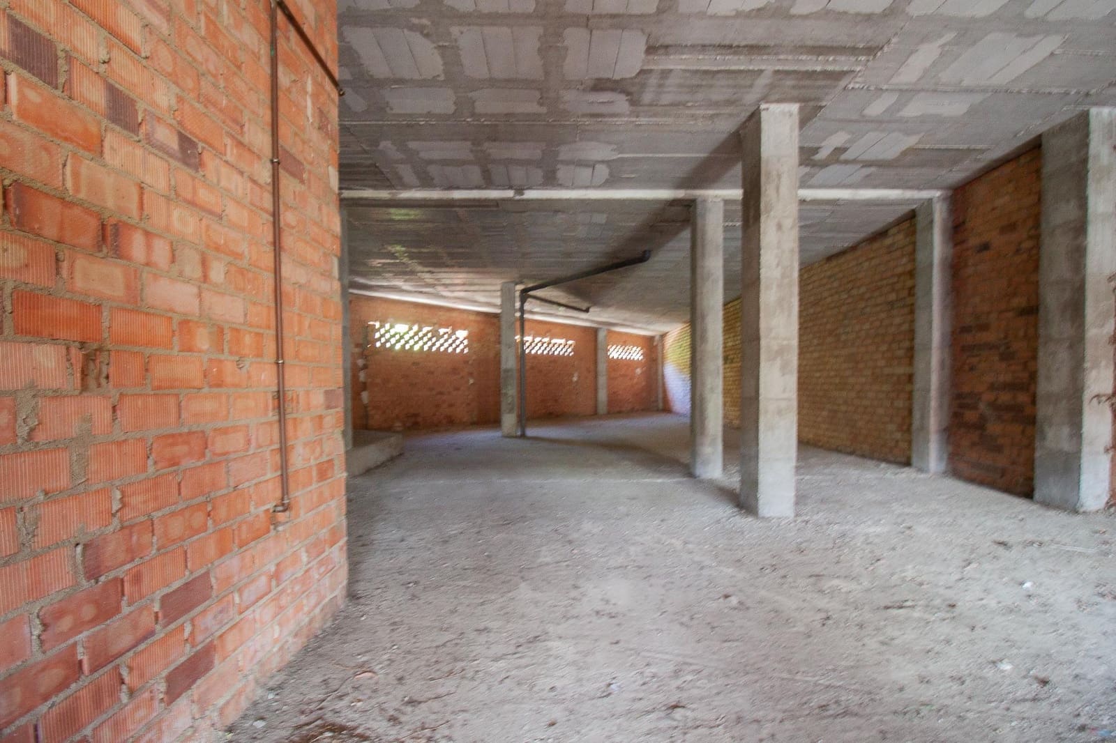 Commercial for sale in Seville city - € 285,000 (Ref: 9818184)