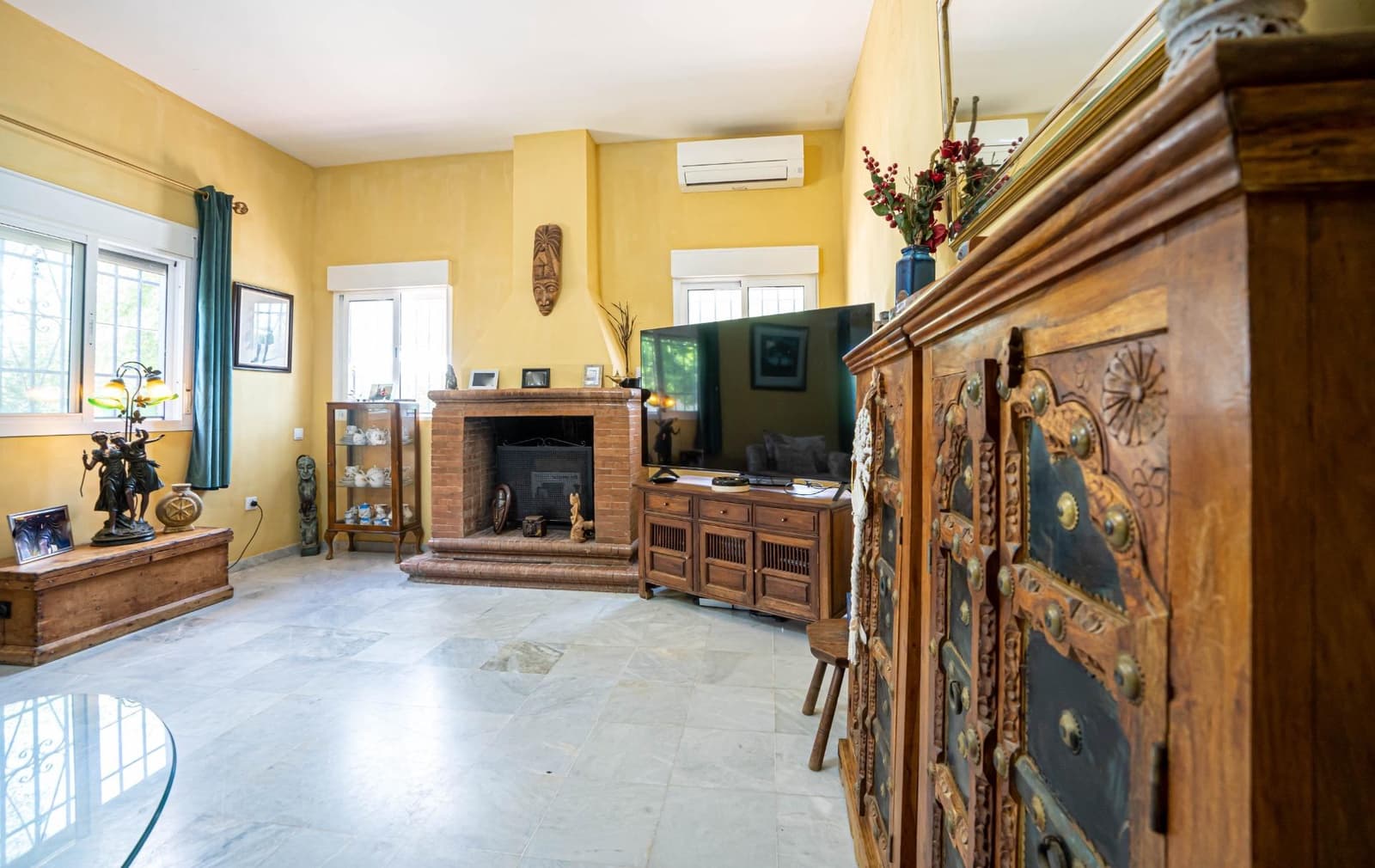 3 soveværelse Finca/Landehus til salg i Marchena med swimmingpool garage - € 212.000 (Ref: 9831335)