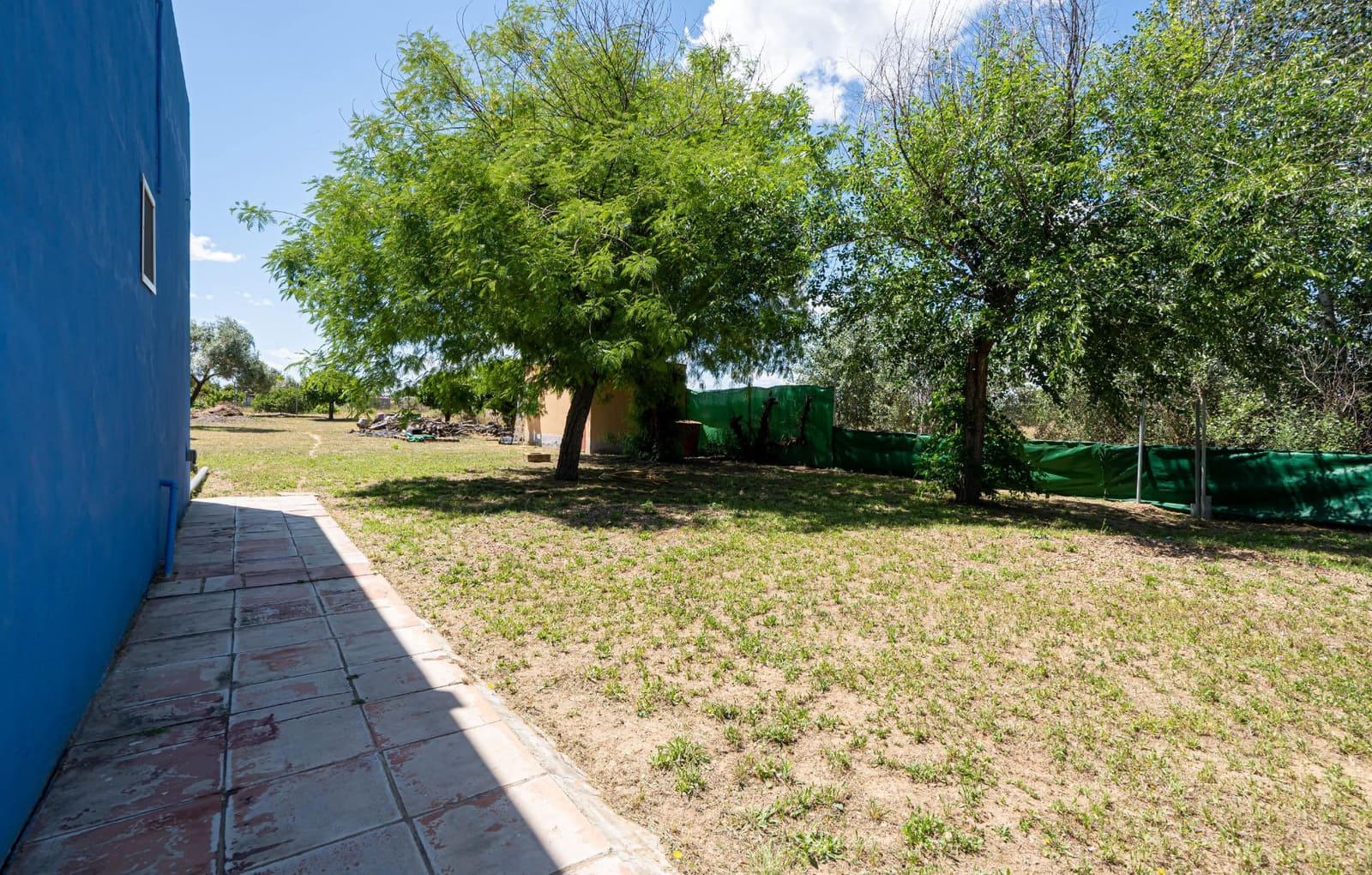 3 soveværelse Finca/Landehus til salg i Marchena med swimmingpool garage - € 212.000 (Ref: 9831335)