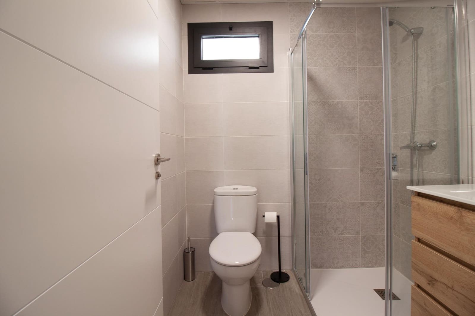 2 bedroom Flat for rent in San Jose de la Rinconada with pool garage - € 900 (Ref: 9922284)