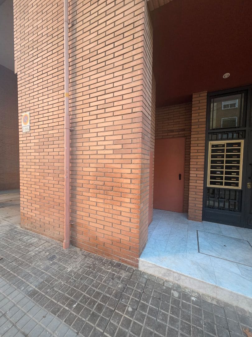 Garage for sale in Barcelona city - € 20,500 (Ref: 9707703)