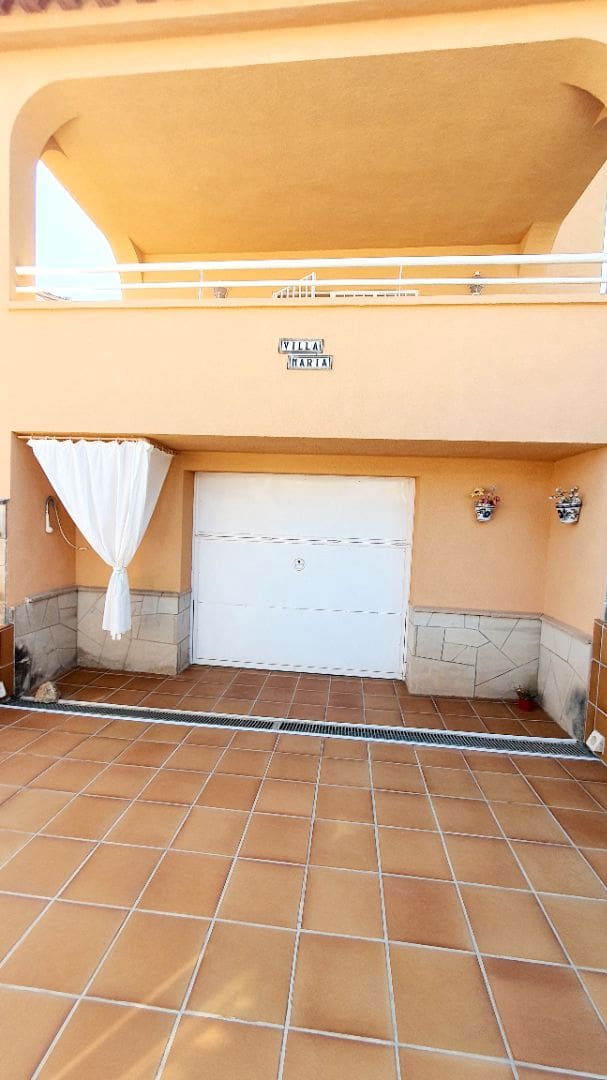 4 soveværelse Villa til salg i Calafell med swimmingpool garage - € 448.000 (Ref: 9707704)