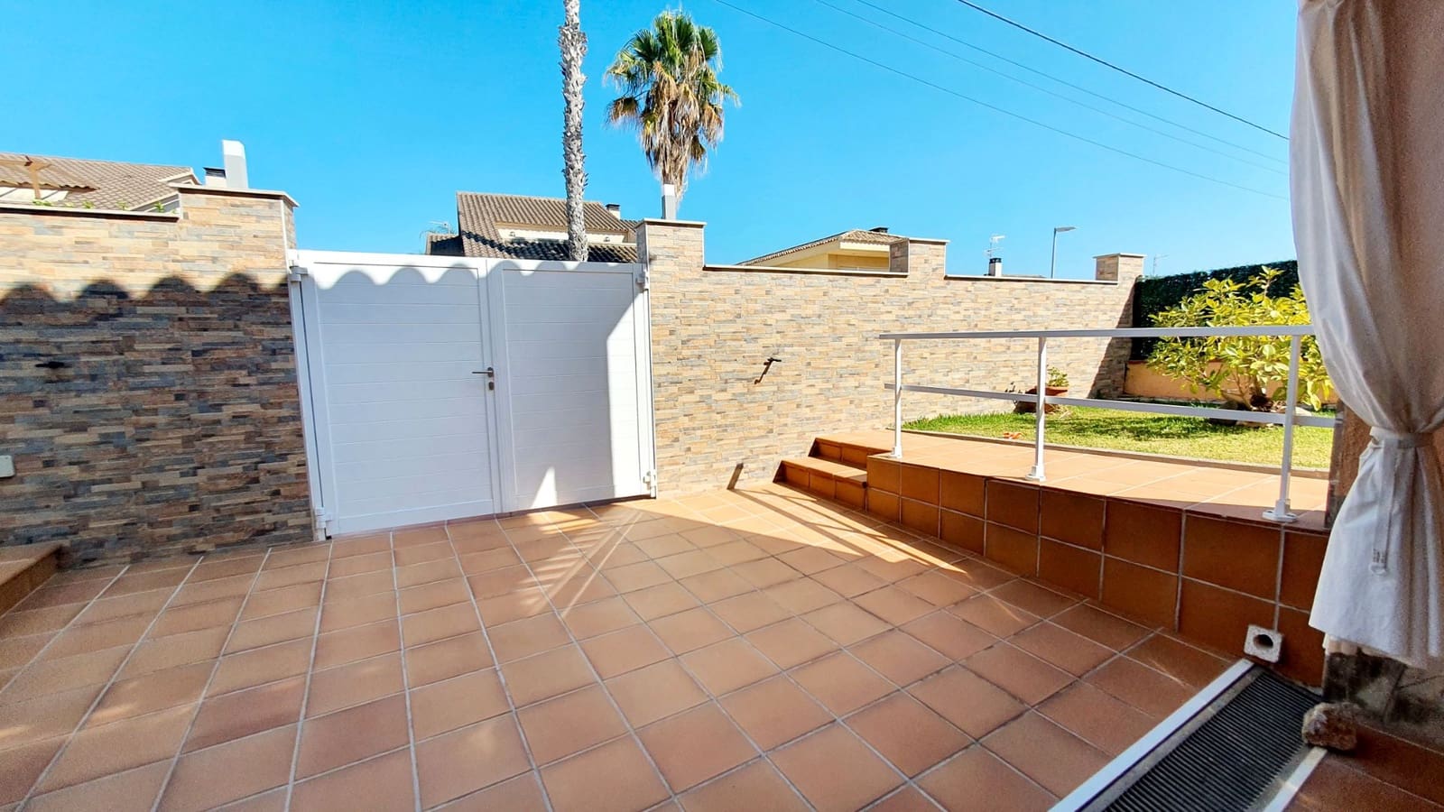 4 soveværelse Villa til salg i Calafell med swimmingpool garage - € 448.000 (Ref: 9707704)