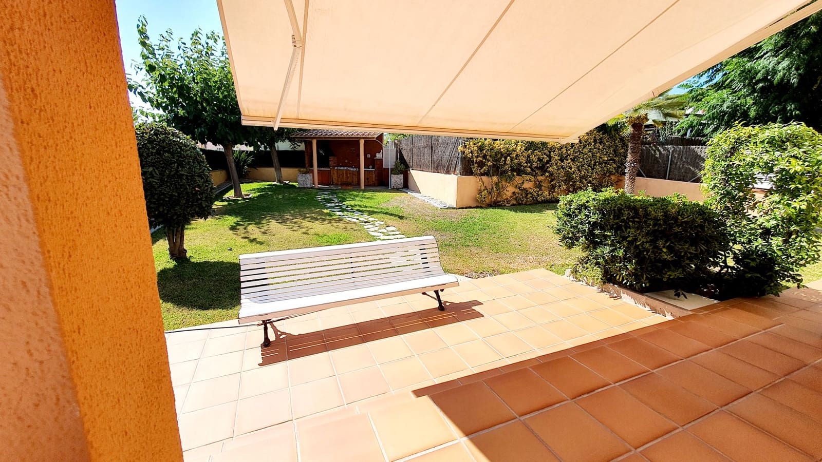 4 soveværelse Villa til salg i Calafell med swimmingpool garage - € 448.000 (Ref: 9707704)