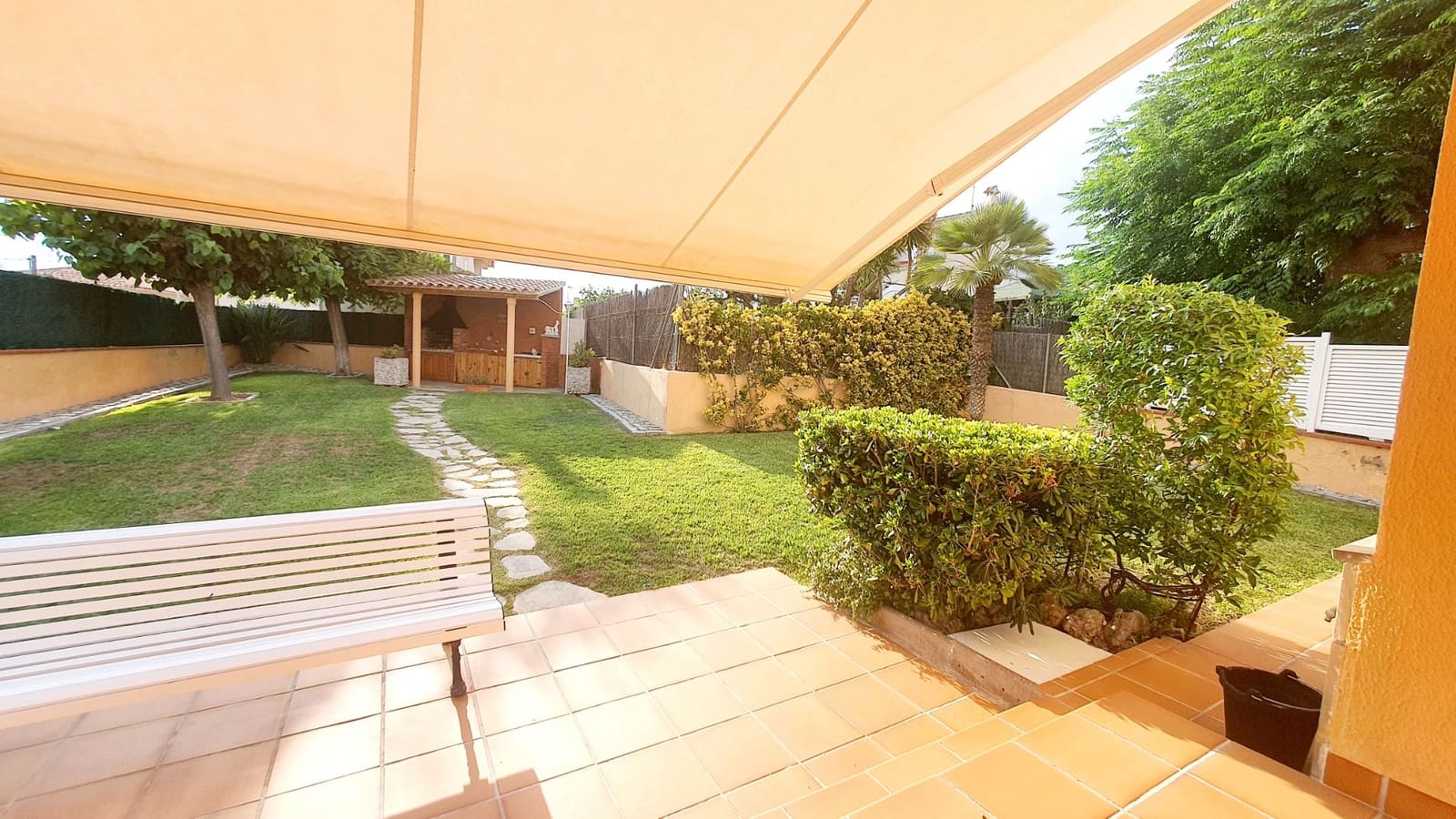 4 soveværelse Villa til salg i Calafell med swimmingpool garage - € 448.000 (Ref: 9707704)