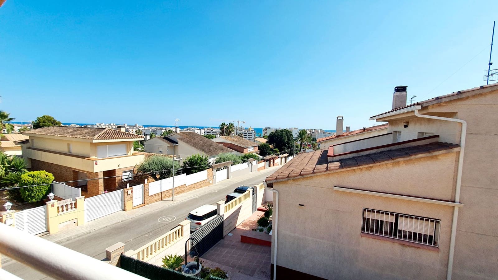 4 soveværelse Villa til salg i Calafell med swimmingpool garage - € 448.000 (Ref: 9707704)