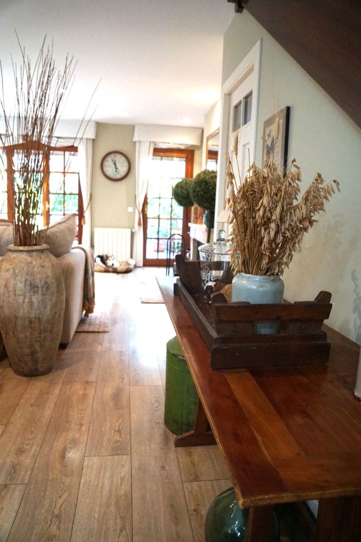 4 bedroom Townhouse for sale in Badalona with garage - € 720,000 (Ref: 9707706)