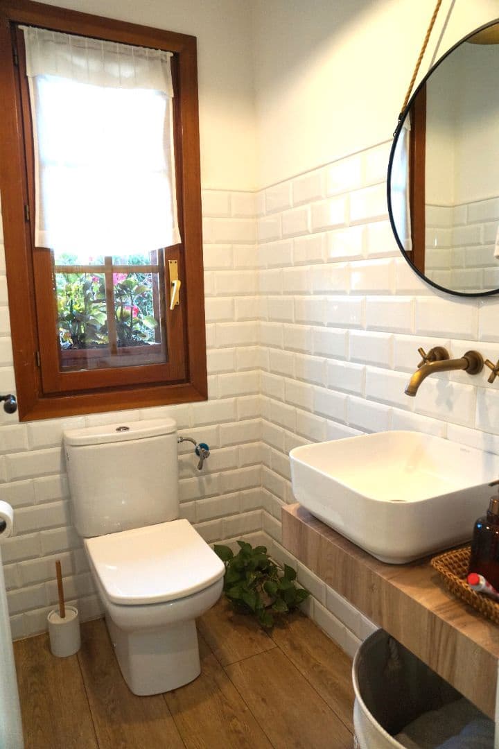 4 bedroom Townhouse for sale in Badalona with garage - € 720,000 (Ref: 9707706)