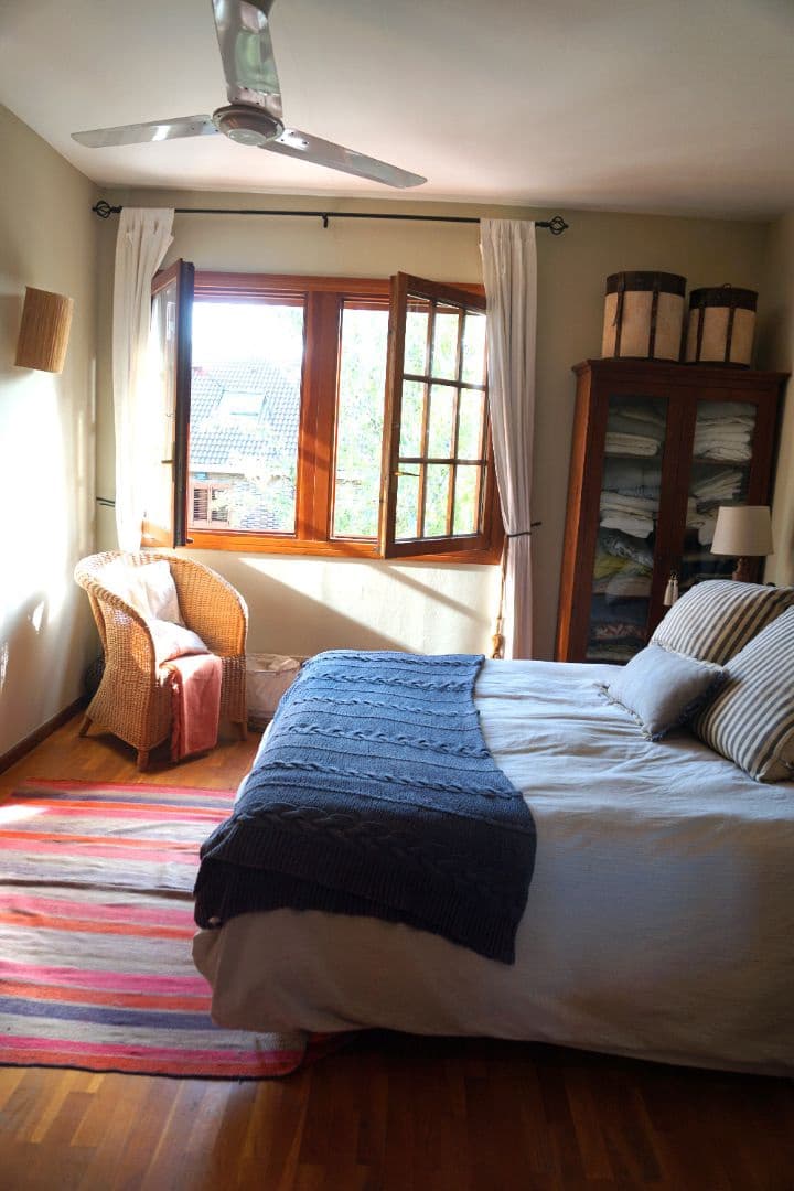 4 bedroom Townhouse for sale in Badalona with garage - € 720,000 (Ref: 9707706)