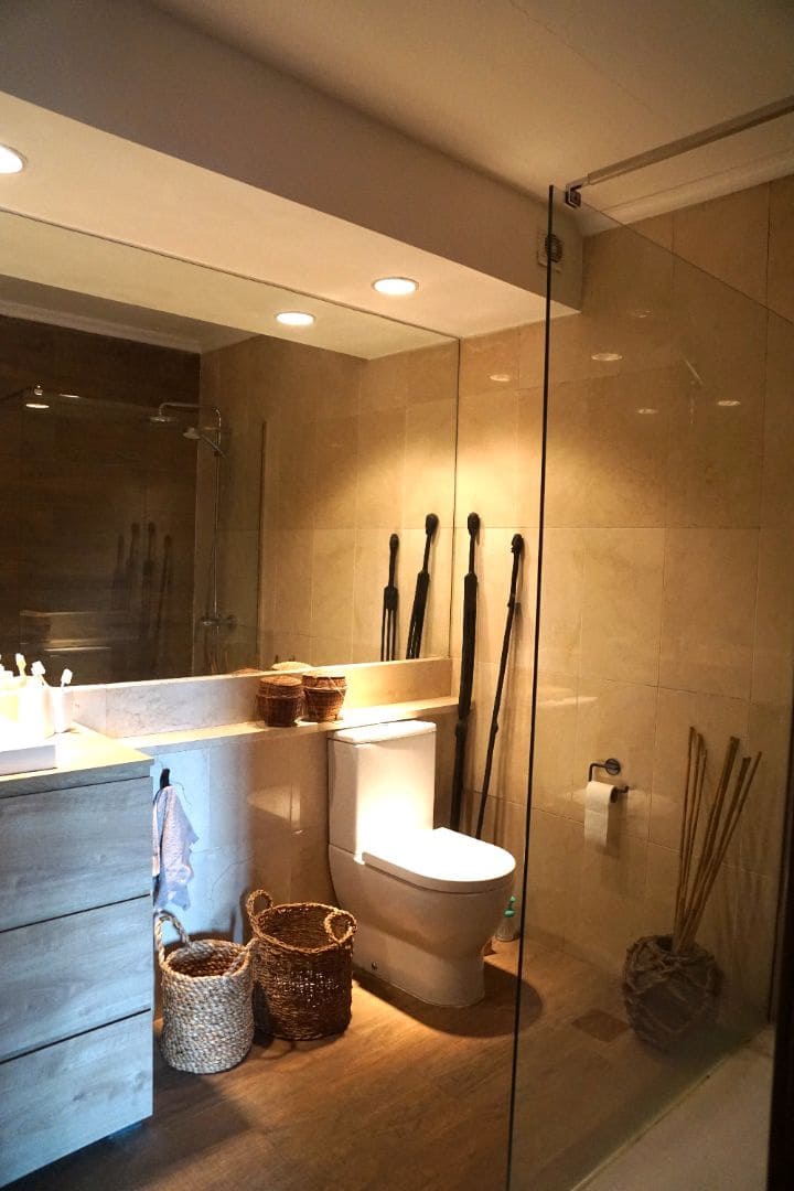 4 bedroom Townhouse for sale in Badalona with garage - € 720,000 (Ref: 9707706)