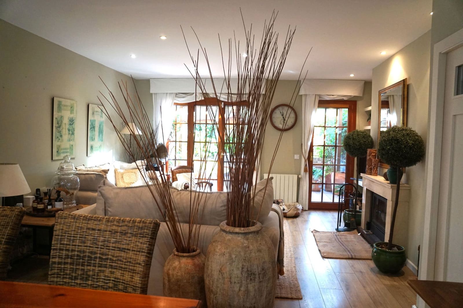 4 bedroom Townhouse for sale in Badalona with garage - € 720,000 (Ref: 9707706)